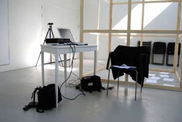 Tool-box for contemporary history painters